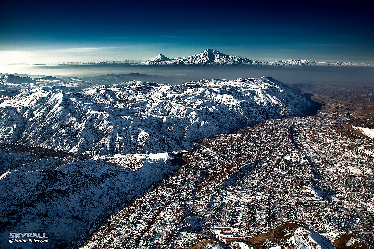 Հայաստանը օդապարիկի զամբյուղից